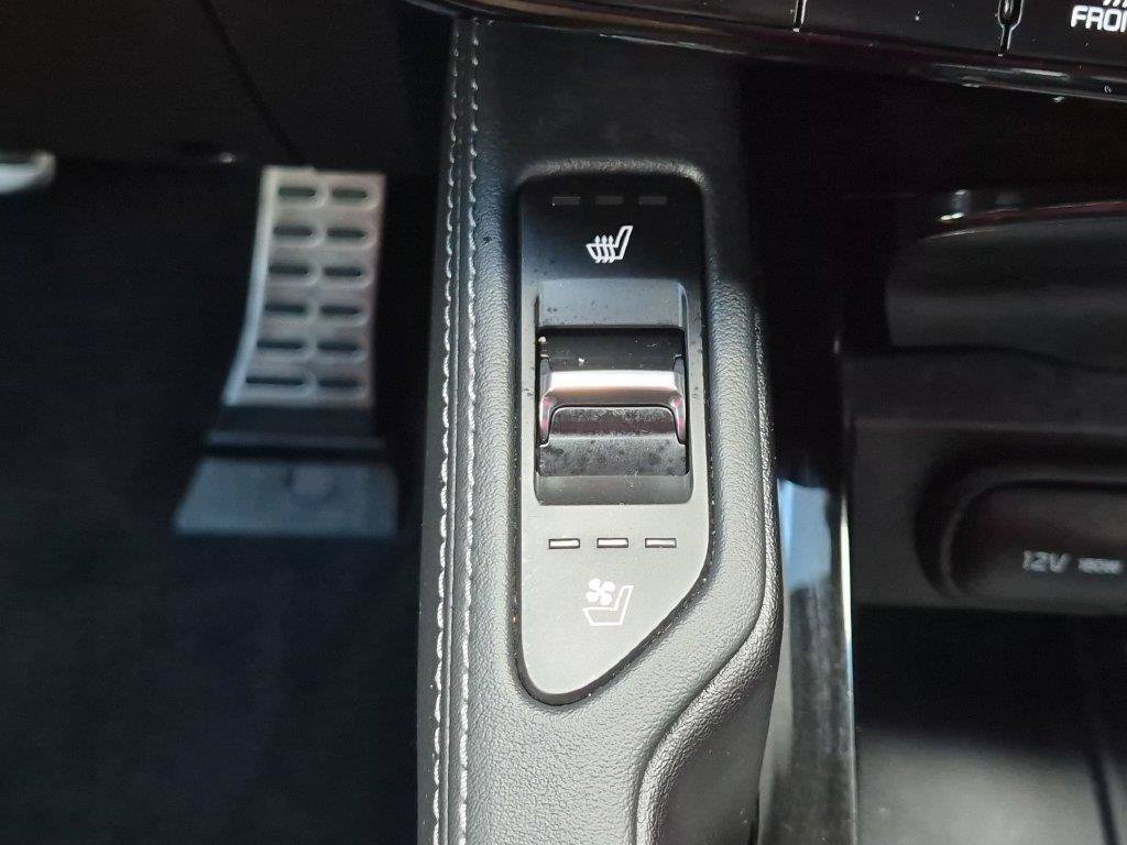 Certified 2025 Kia Telluride SX Prestige X-Line AWD/4WD image 20