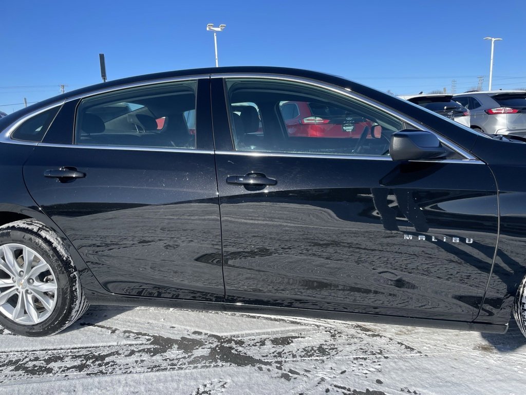 Used 2025 Chevrolet Malibu LT image 25