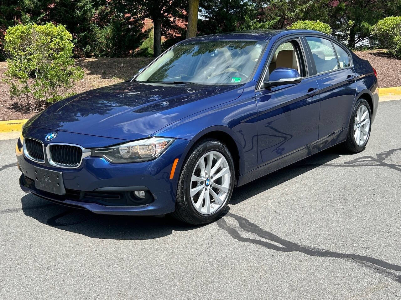 Used 2016 BMW 320i xDrive Sedan image 8