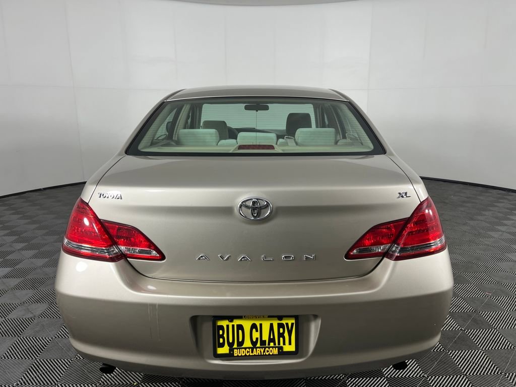 Used 2006 Toyota Avalon XL image 7
