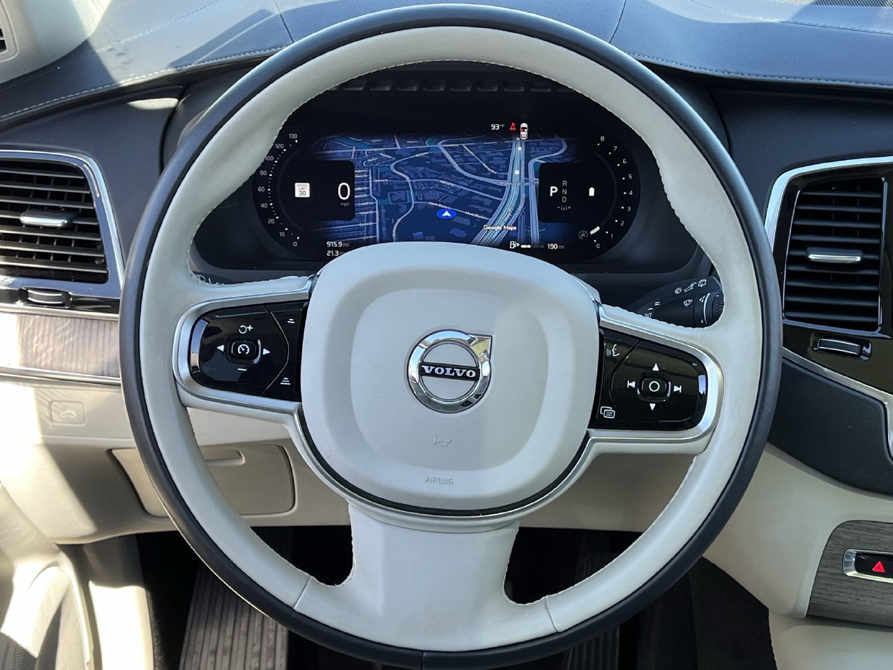 Used 2023 Volvo XC90 B6 Ultimate AWD/4WD image 11
