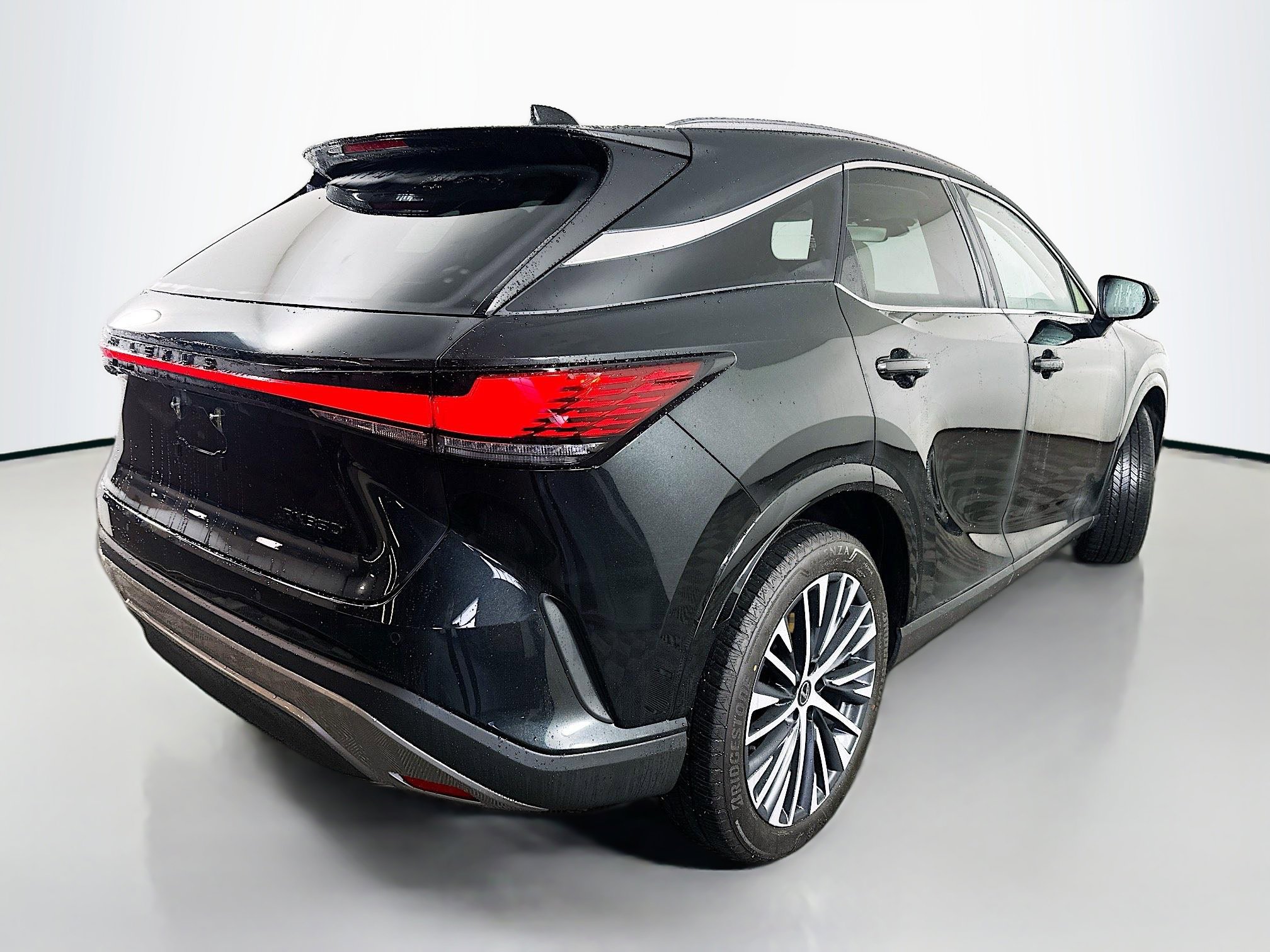 Used 2025 Lexus RX 350 Premium Plus w/ Accessory Package (Z1) image 7
