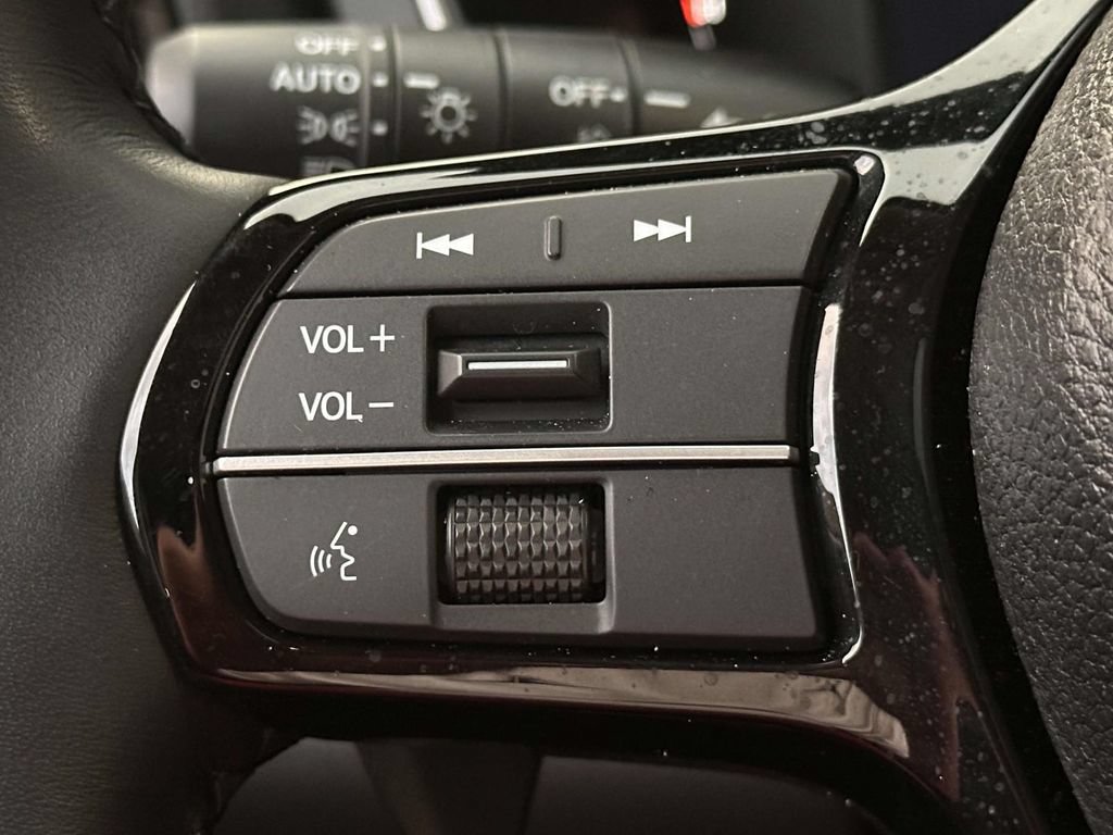 Used 2023 Honda Pilot Elite image 24