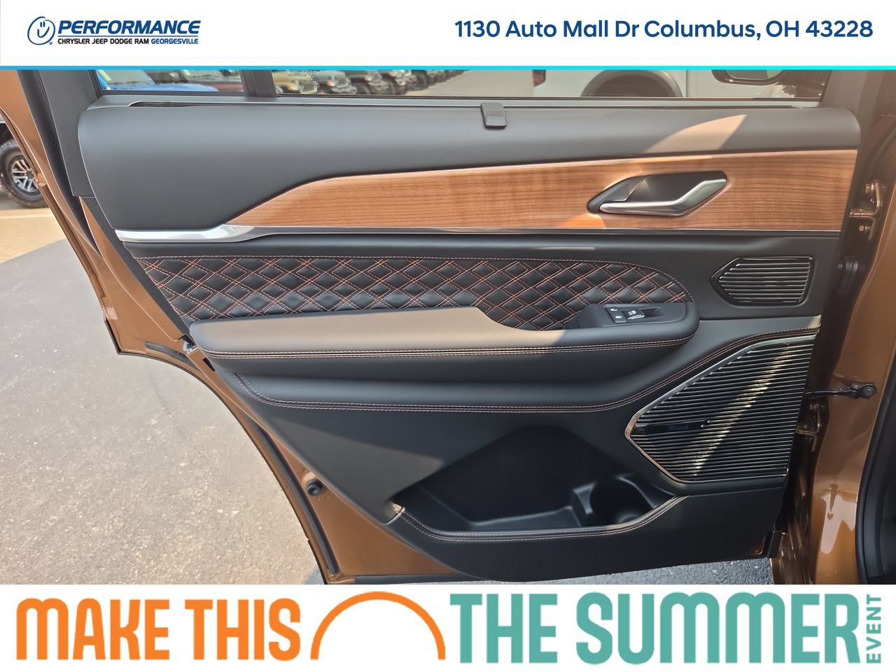 New 2026 Jeep Grand Cherokee L Summit w/ Obsidian Package AWD/4WD image 19