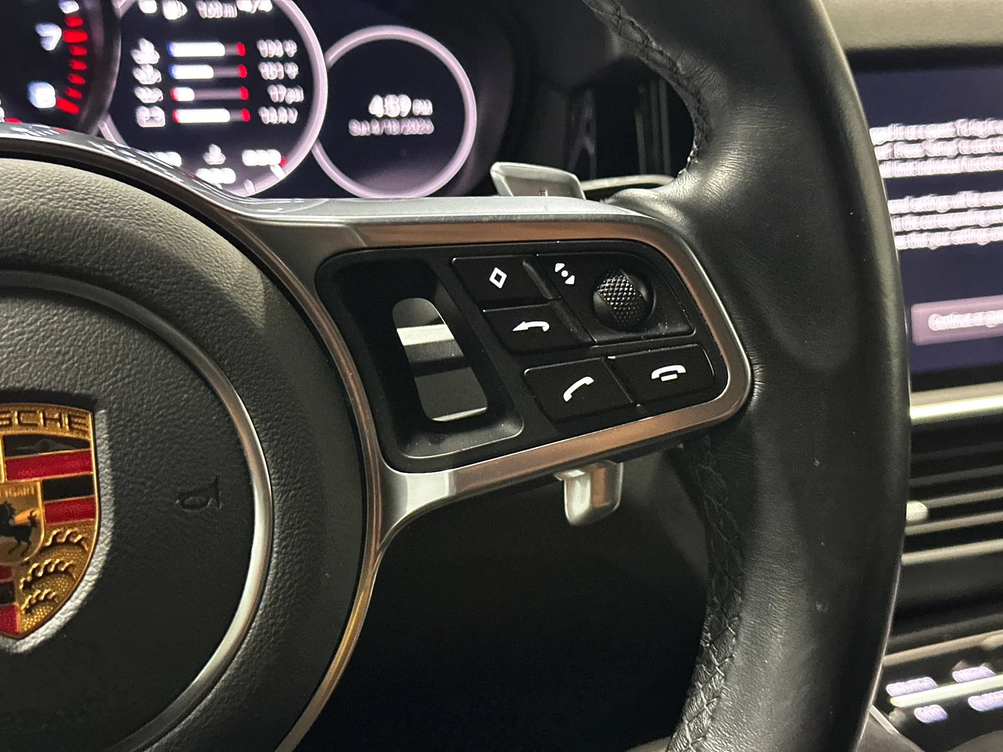 Used 2022 Porsche Cayenne AWD/4WD image 27