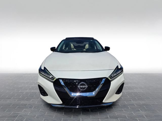 Used 2023 Nissan Maxima Platinum w/ Sport Mat Group FWD image 2