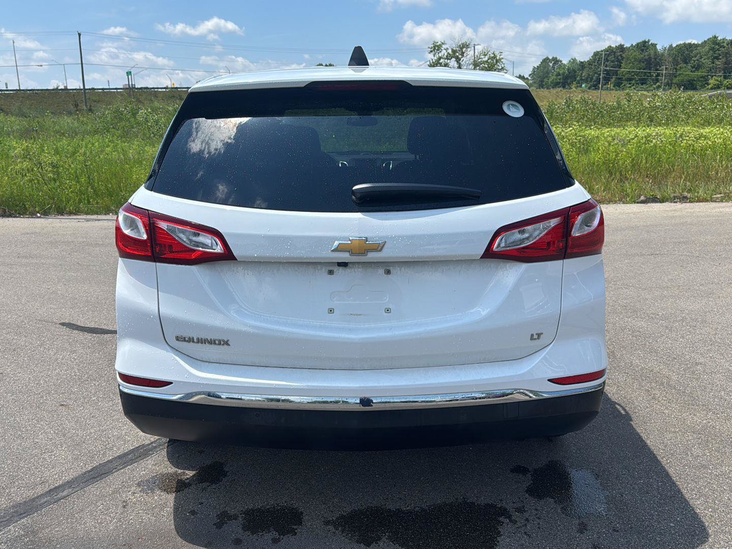 Used 2020 Chevrolet Equinox LT w/ Driver Convenience Package FWD image 4
