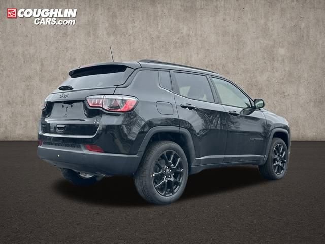 New 2026 Jeep Compass Latitude image 7