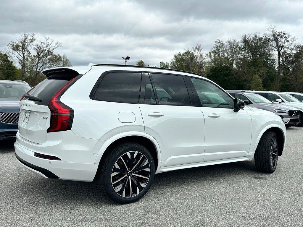 New 2026 Volvo XC90 T8 Ultra w/ Protection Package Premier AWD/4WD image 31
