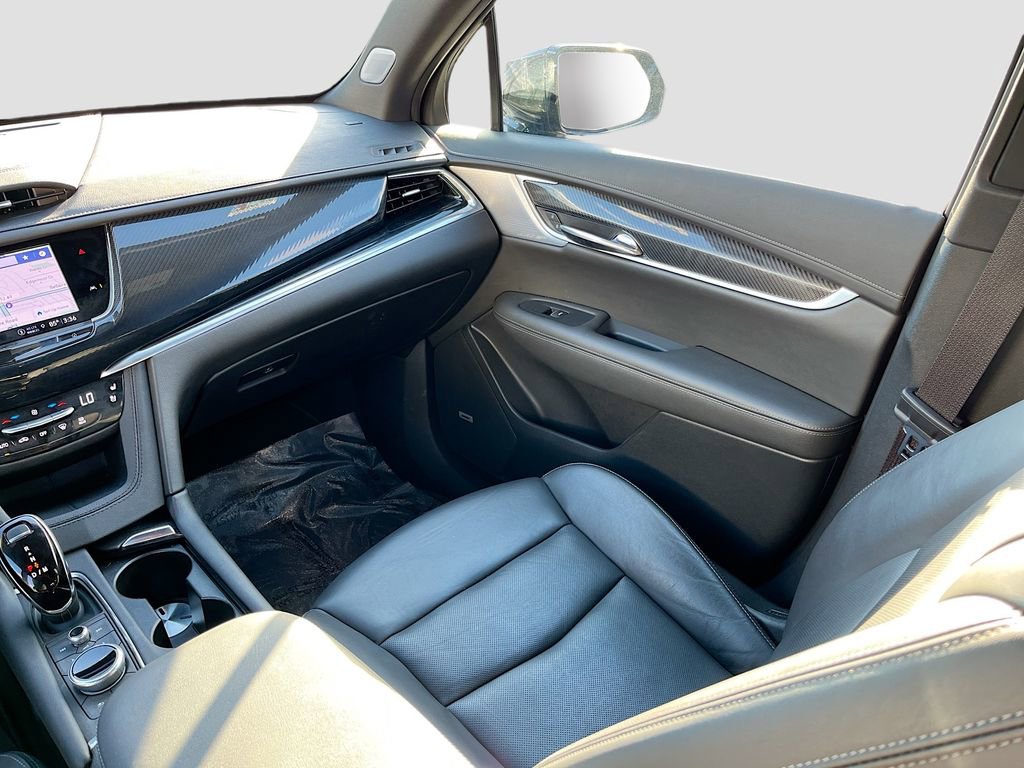 Used 2025 Cadillac XT6 Sport AWD/4WD image 25