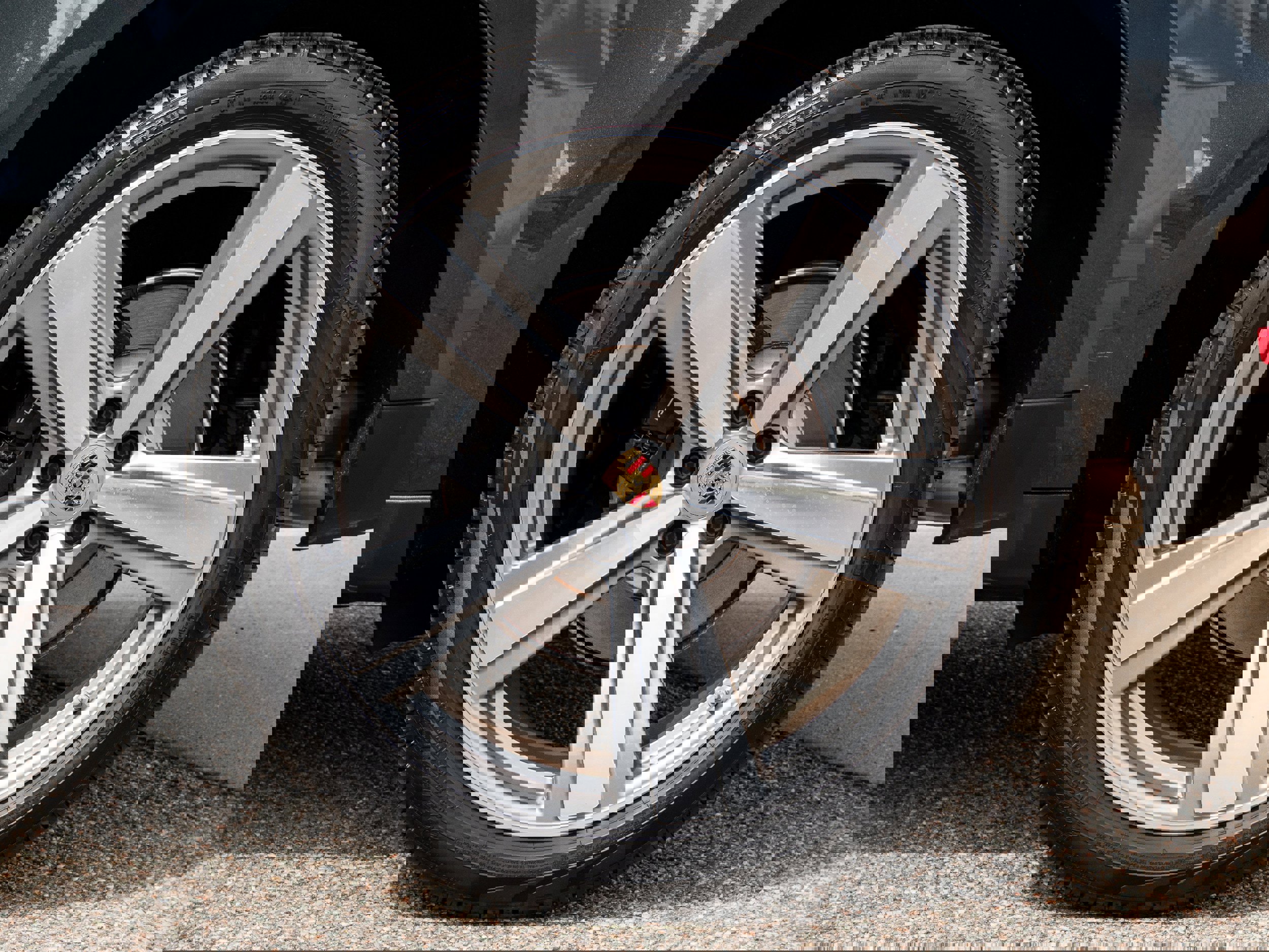 Used 2024 Porsche Macan image 20