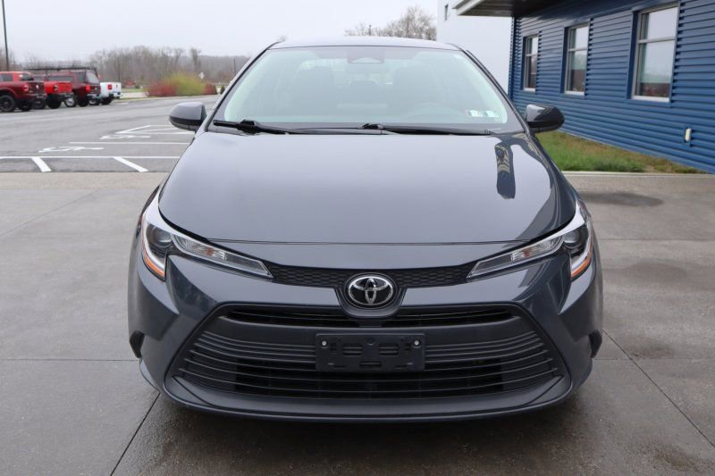Used 2024 Toyota Corolla LE image 4