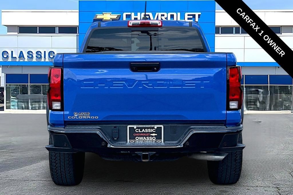 Used 2025 Chevrolet Colorado Trail Boss AWD/4WD image 4