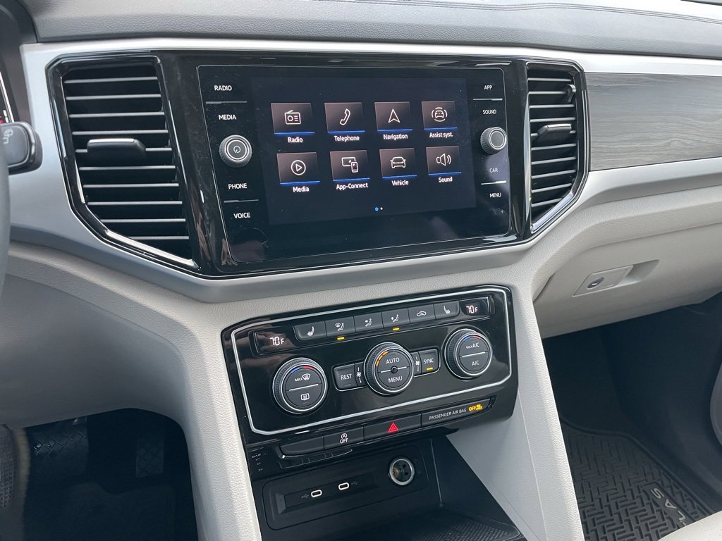 Used 2022 Volkswagen Atlas SE image 11