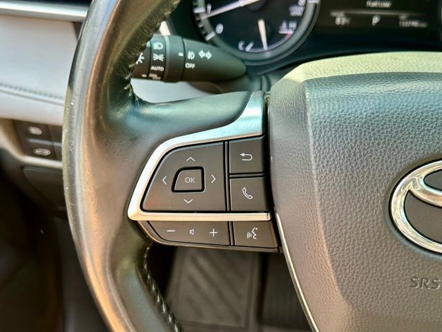 Used 2020 Toyota Highlander XLE image 34