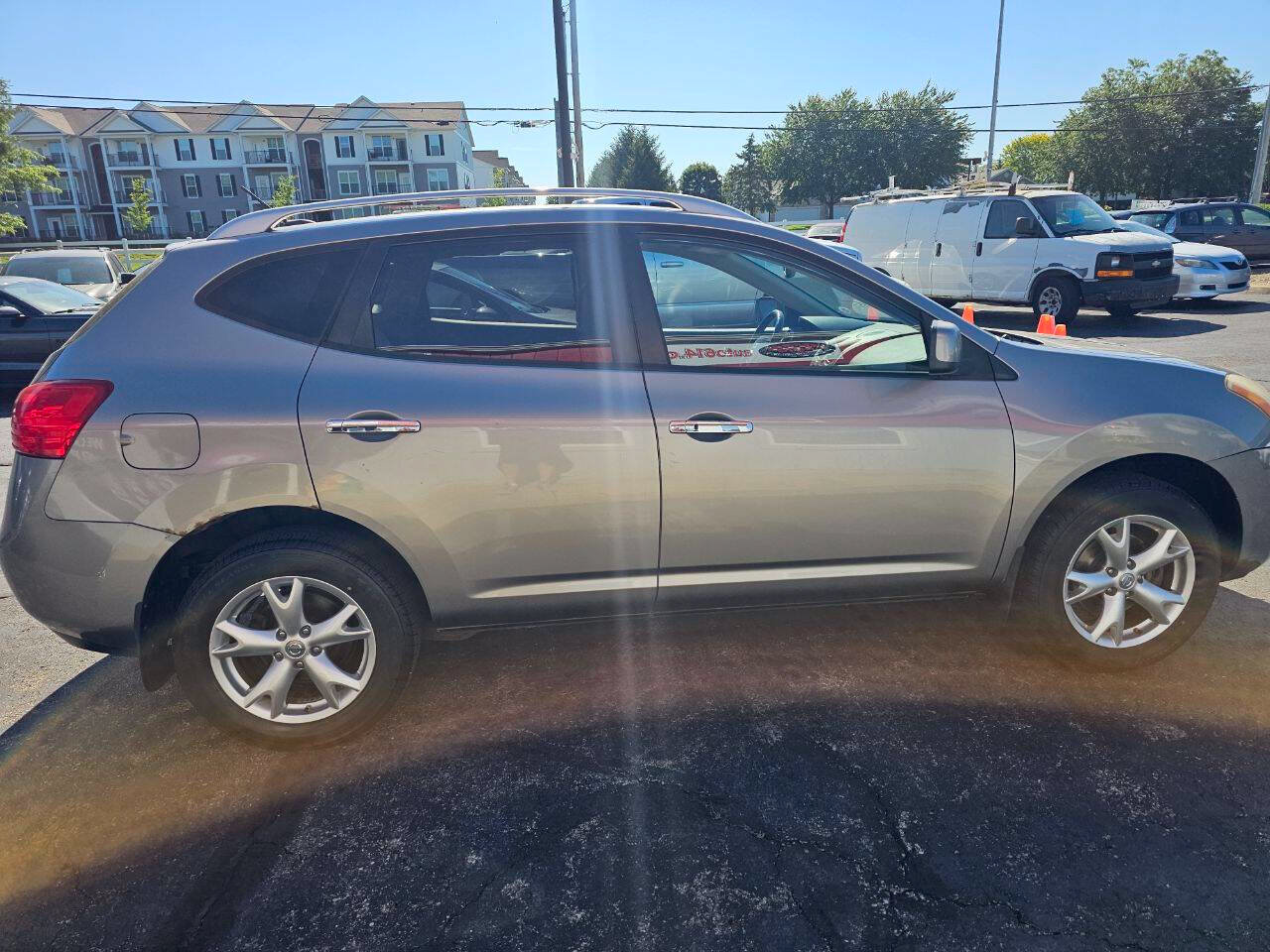 Used 2010 Nissan Rogue SL w/ Premium Pkg AWD/4WD image 5