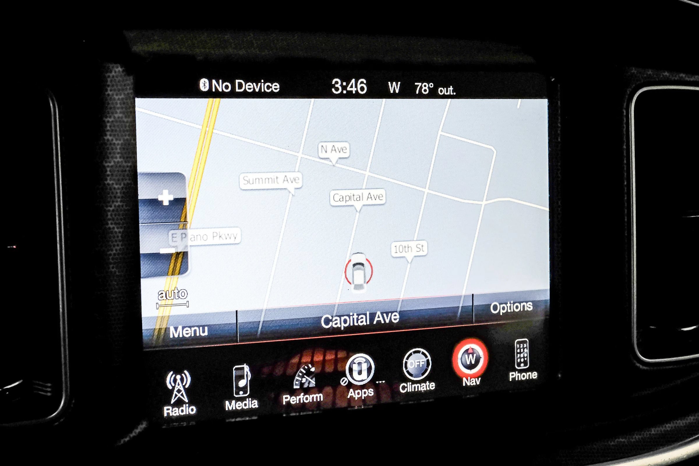 Used 2016 Dodge Charger SRT w/ Harman/Kardon Audio Group RWD image 27