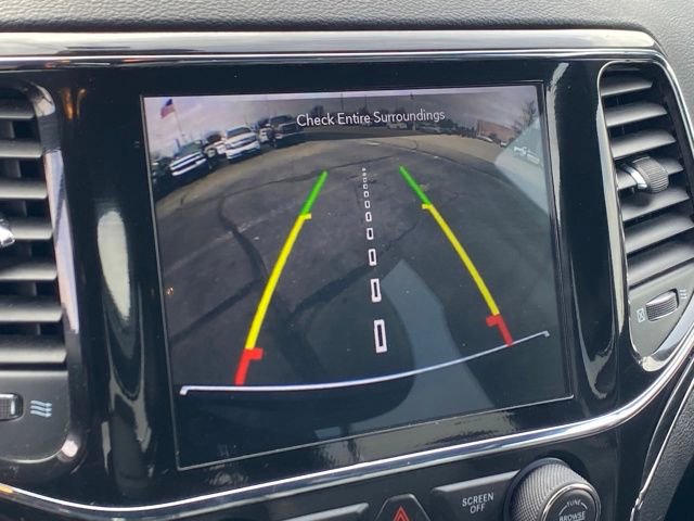 Used 2022 Jeep Grand Cherokee Limited w/ Trailer Tow Group IV AWD/4WD image 12