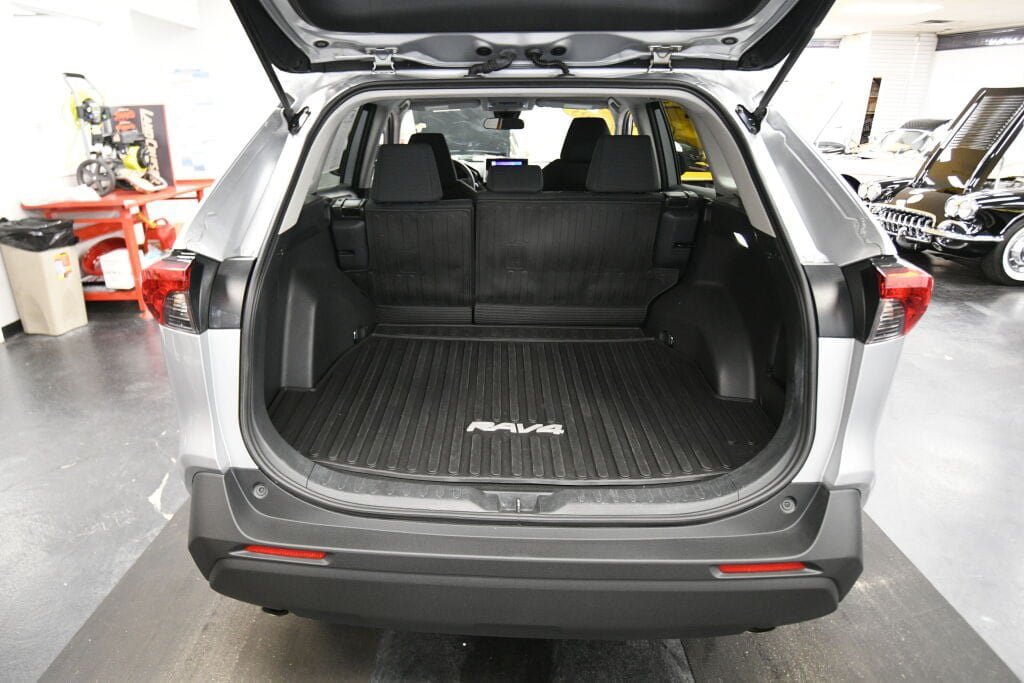 Used 2025 Toyota RAV4 LE FWD image 22