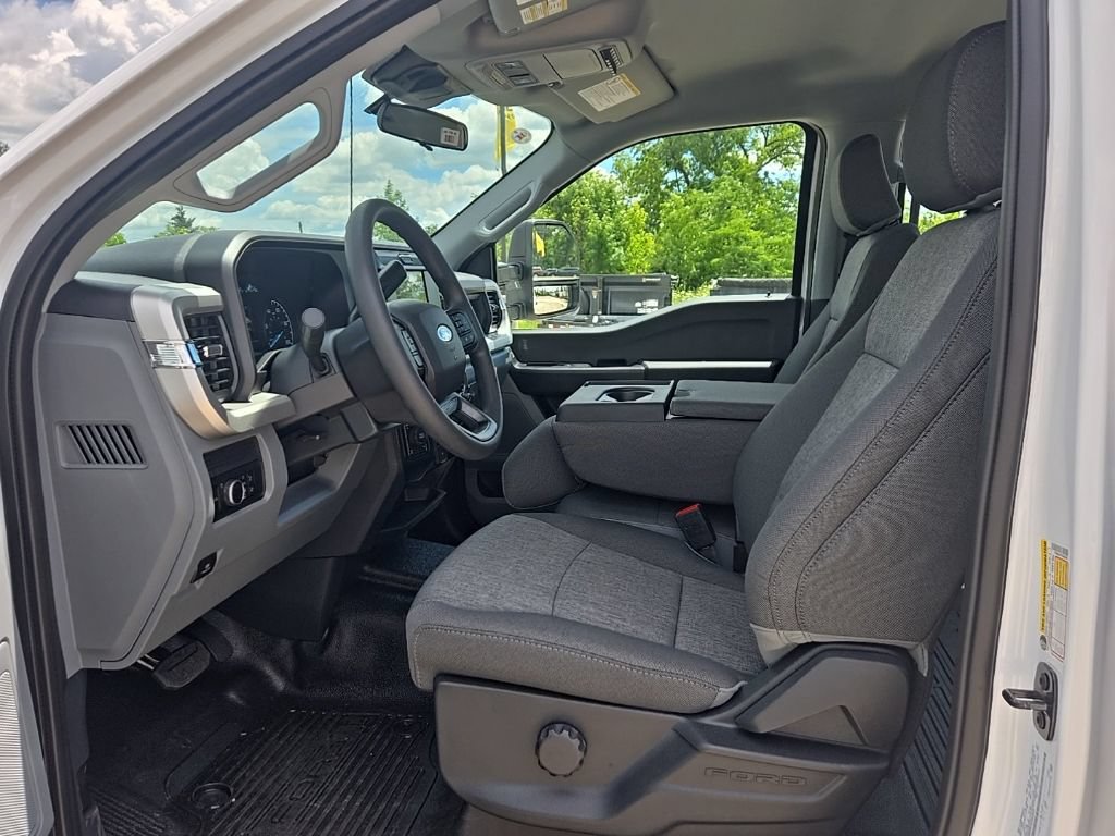 New 2026 Ford F350 XL w/ XL Driver Assist Package AWD/4WD image 15