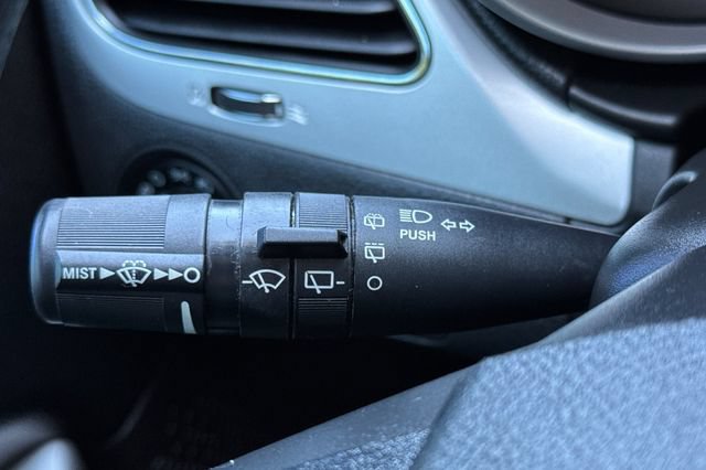 Used 2019 Dodge Journey SE w/ Blacktop Package FWD image 39