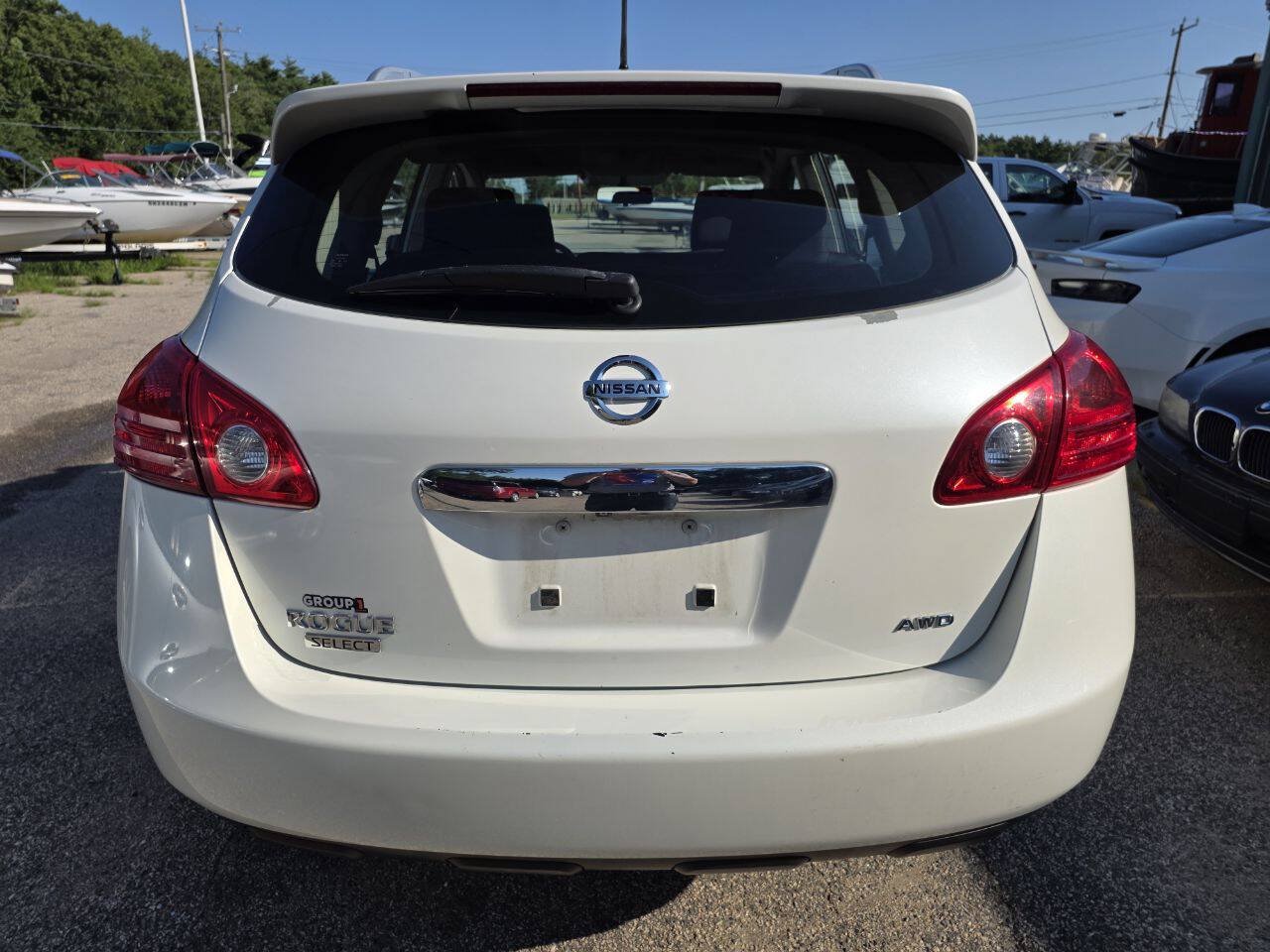 Used 2014 Nissan Rogue S w/ Convenience Package AWD/4WD image 10