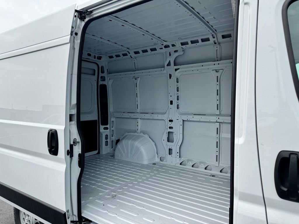 New 2026 RAM ProMaster 2500 w/ Upfitter's Prep Package FWD image 12