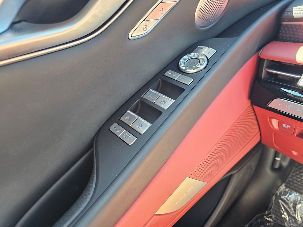 Used 2025 Genesis G80 3.5T Sport image 32