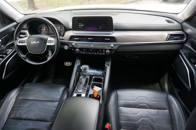 Used 2022 Kia Telluride SX w/ SX Prestige Package AWD/4WD image 6