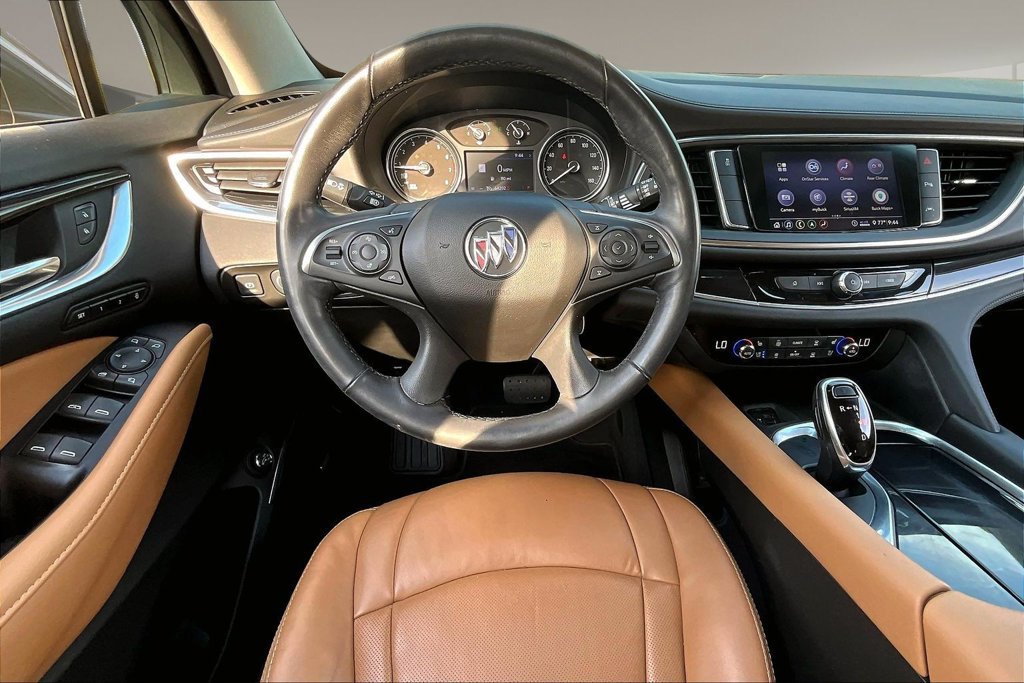 Used 2020 Buick Enclave Premium w/ Surround and Sites Package FWD image 5