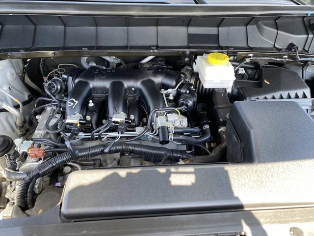 Used 2025 Nissan Pathfinder SV AWD/4WD image 31