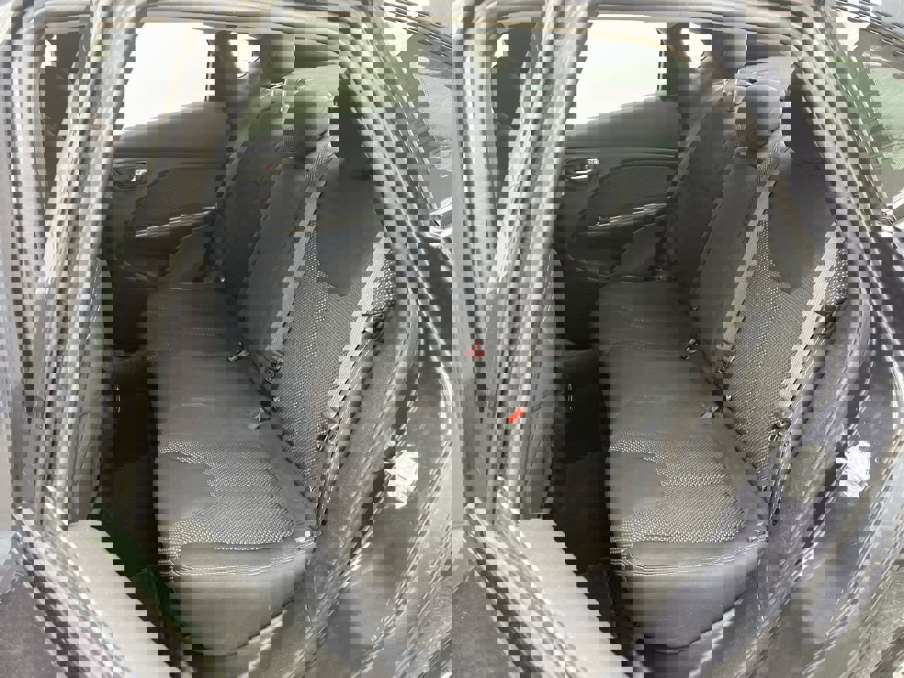 Used 2014 Dodge Dart SXT image 9