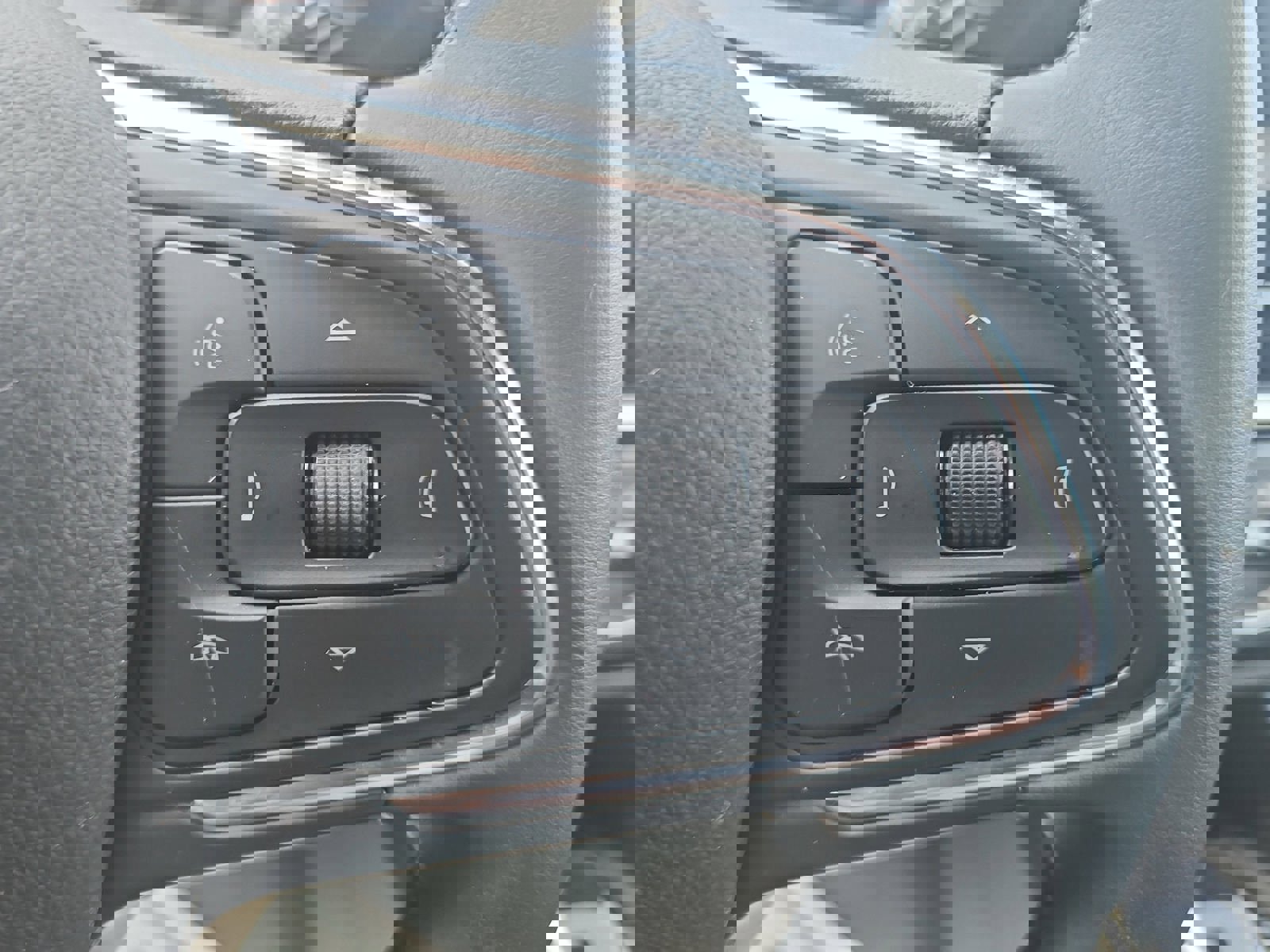 Used 2024 Buick Envista Sport Touring w/ Convenience I Package image 16