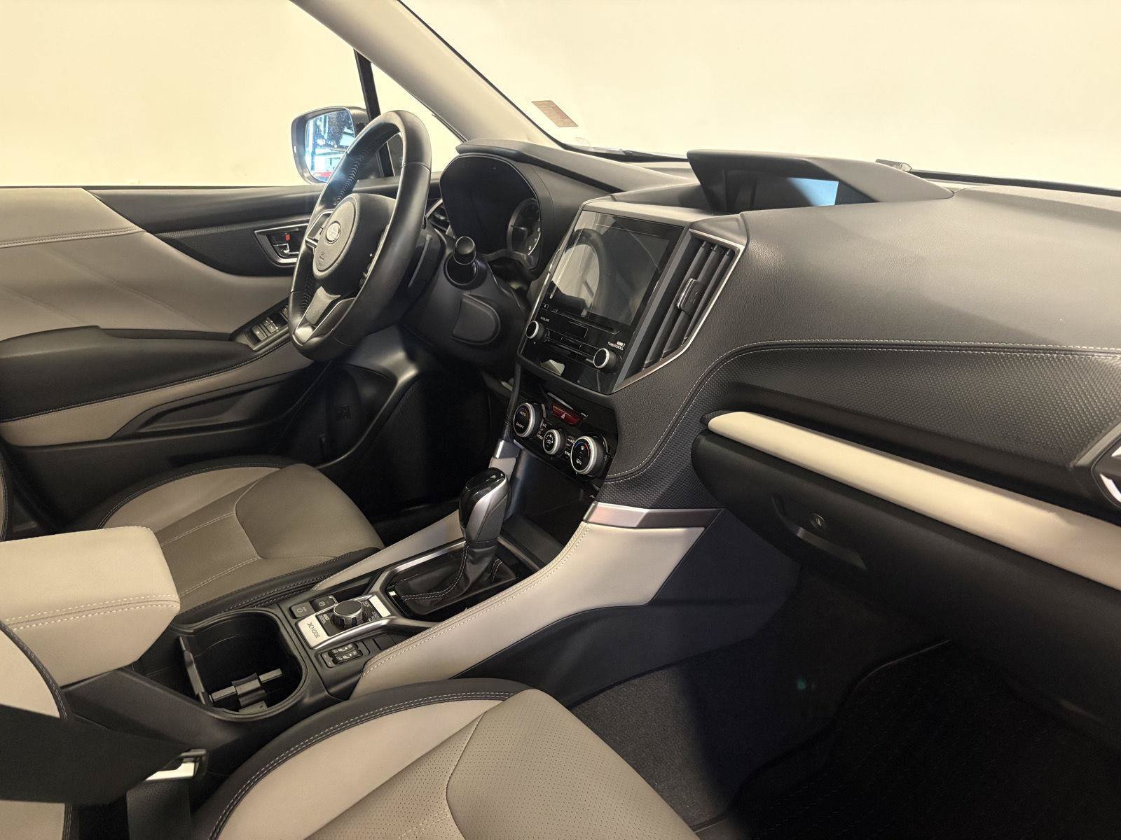 Used 2023 Subaru Forester Limited AWD/4WD image 50