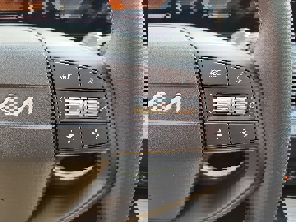 New 2026 Kia K4 EX image 26