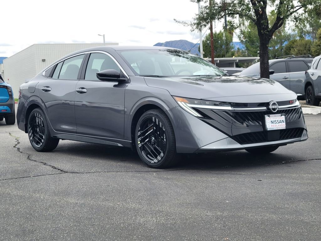 New 2026 Nissan Sentra SR w/ Floor Mat Package image 5