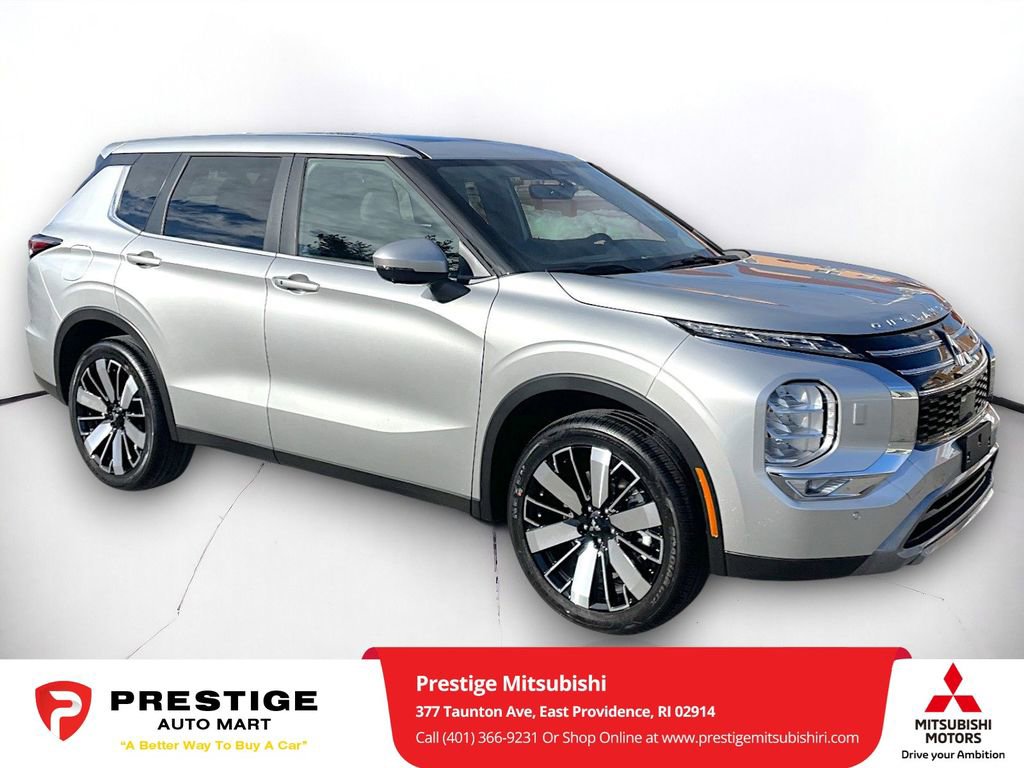 New 2026 Mitsubishi Outlander SE image 1