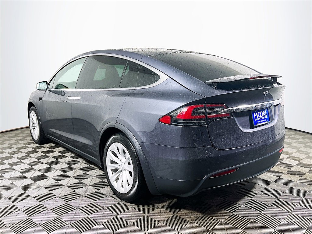 Used 2020 Tesla Model X Long Range image 6