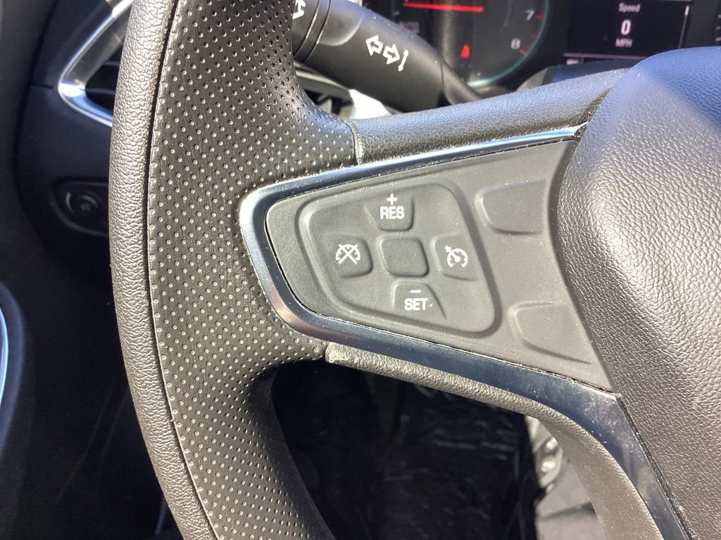 Used 2020 Chevrolet Malibu LT image 36