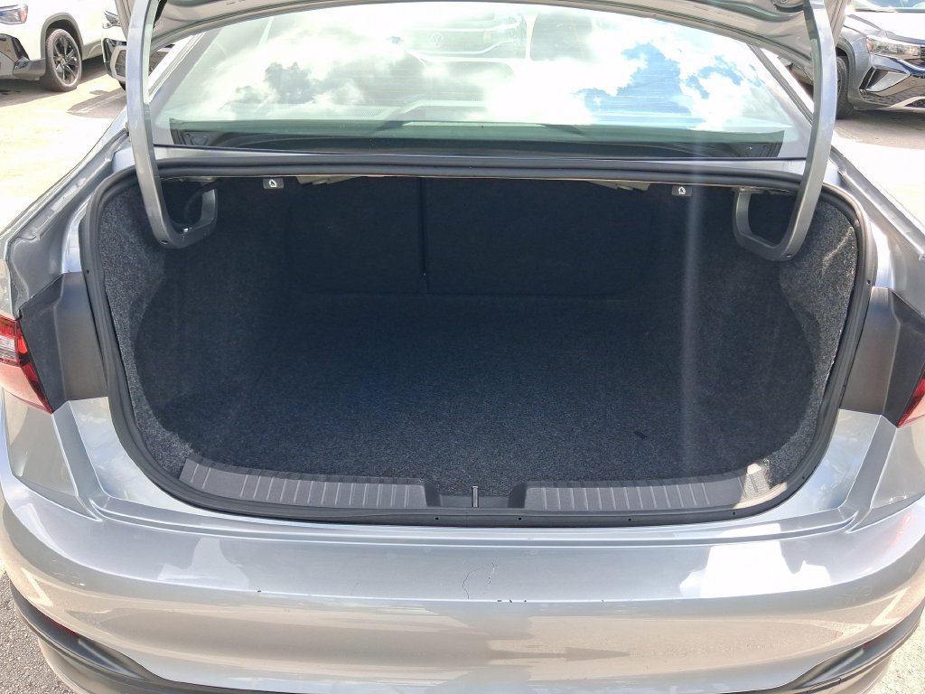 Certified 2024 Volkswagen Jetta S FWD image 11