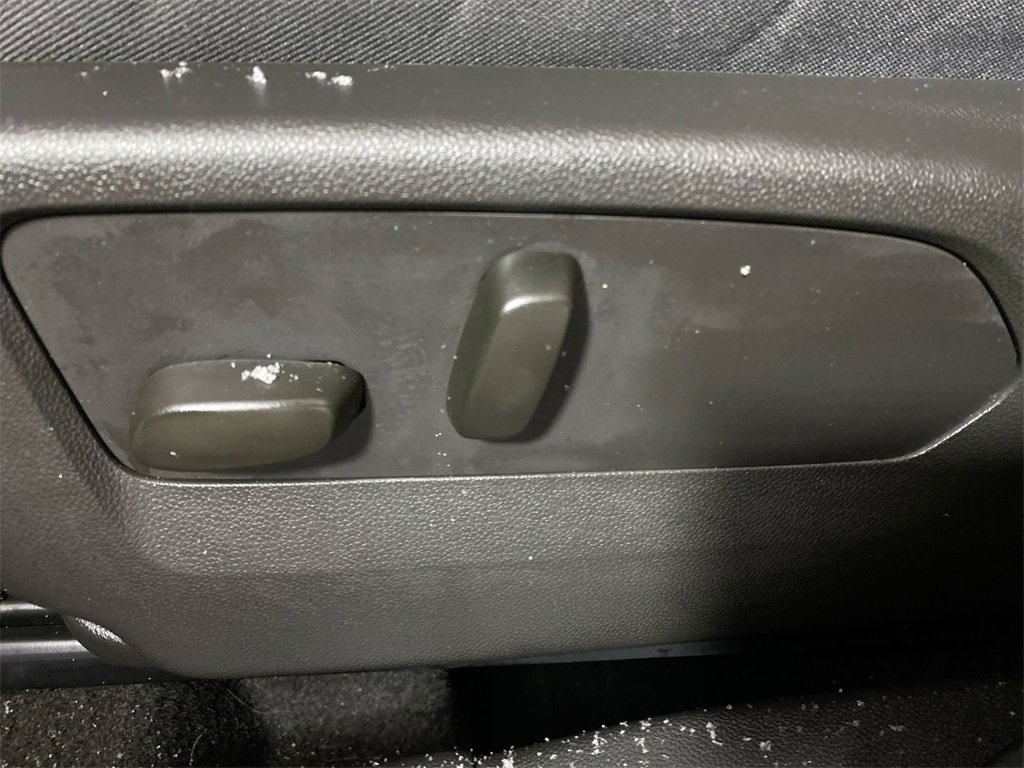 Used 2022 Buick Envision Preferred image 12