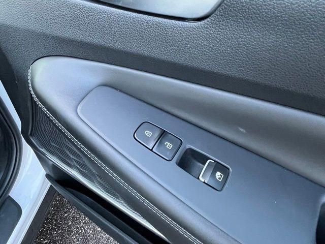 Used 2023 Hyundai Santa Fe Limited image 21