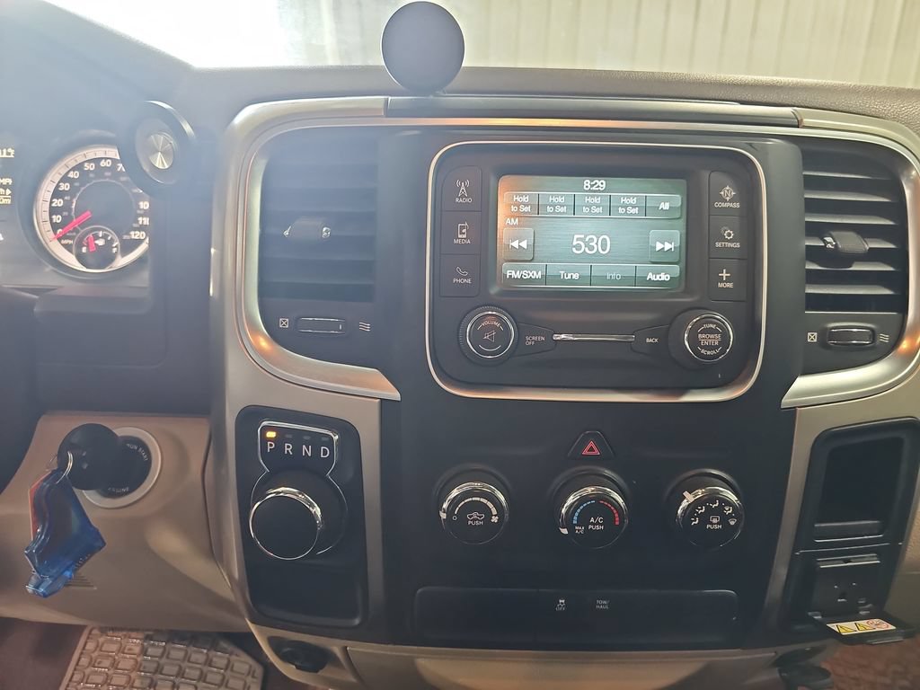 Used 2015 RAM 1500 Big Horn RWD image 19
