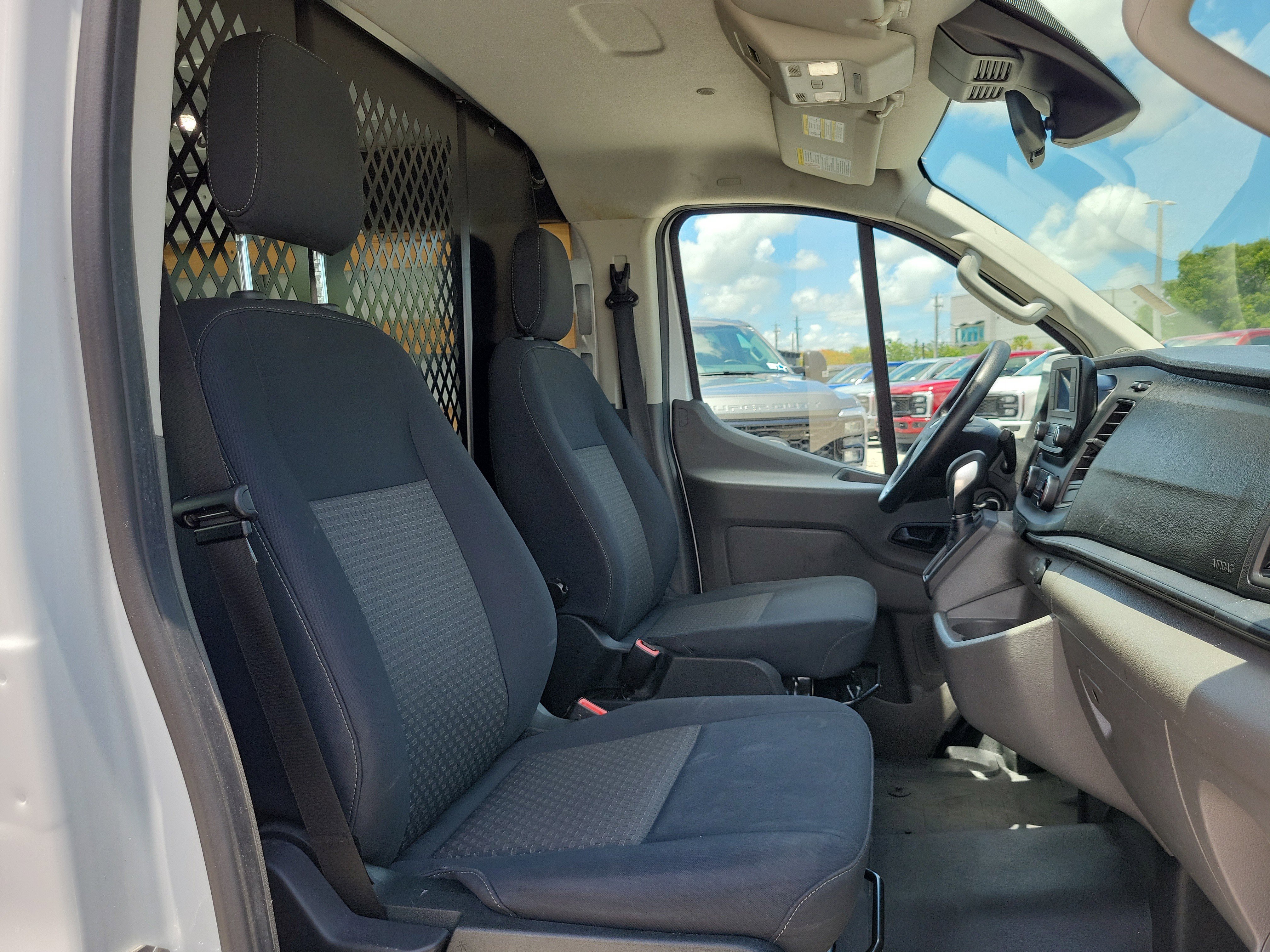 Used 2024 Ford Transit 250 Low Roof w/ Exterior Upgrade Package RWD image 17