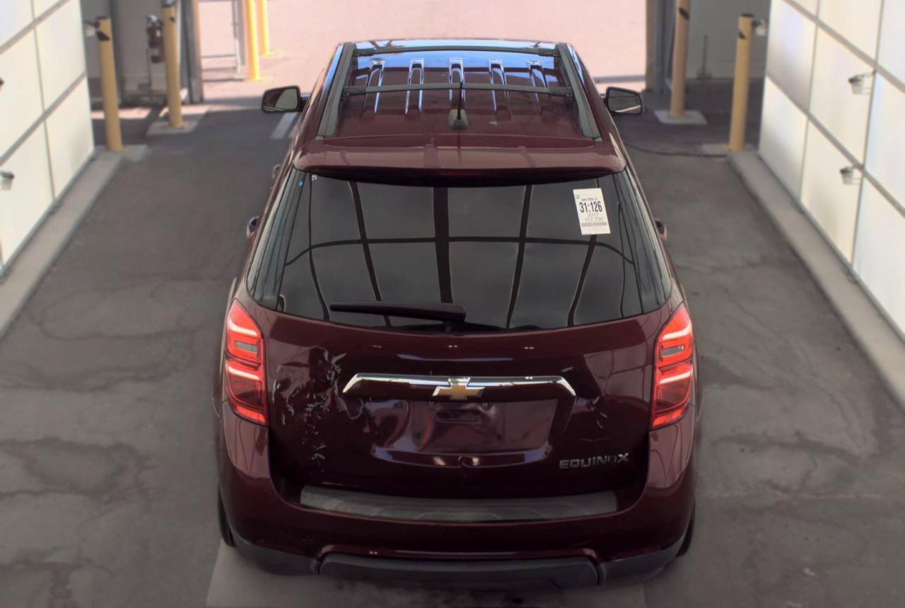 Used 2017 Chevrolet Equinox LT w/ Convenience Package FWD image 4