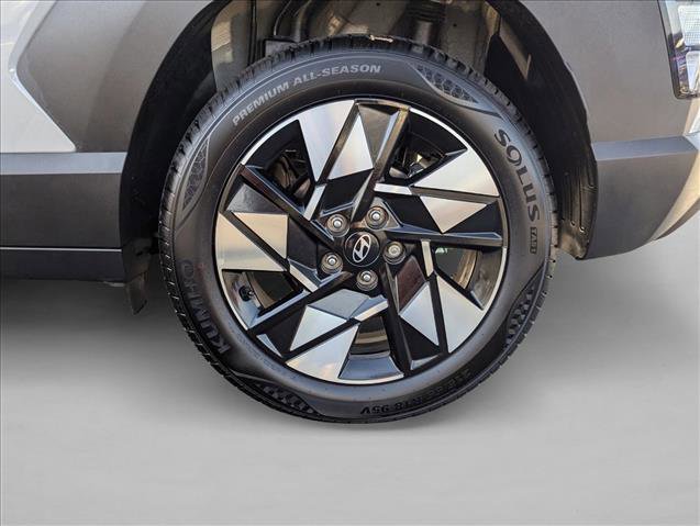 Certified 2025 Hyundai Kona SEL image 22