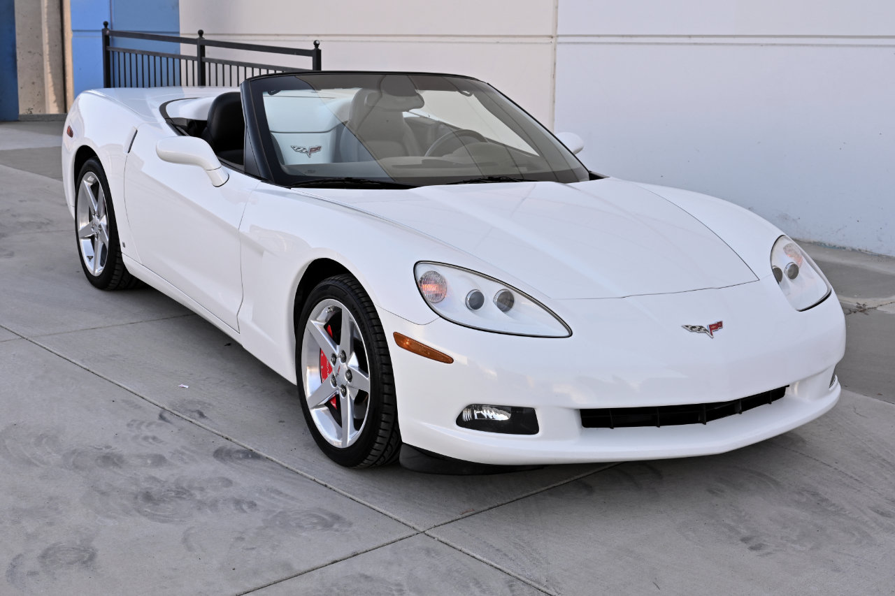 Used 2006 Chevrolet Corvette Convertible w/ Preferred Equipment Group RWD image 12