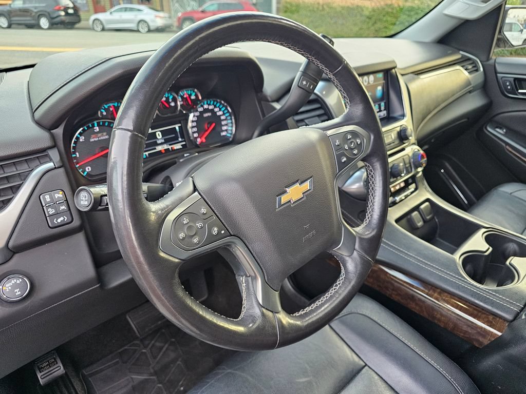 Used 2018 Chevrolet Tahoe LT w/ Luxury Package AWD/4WD image 28
