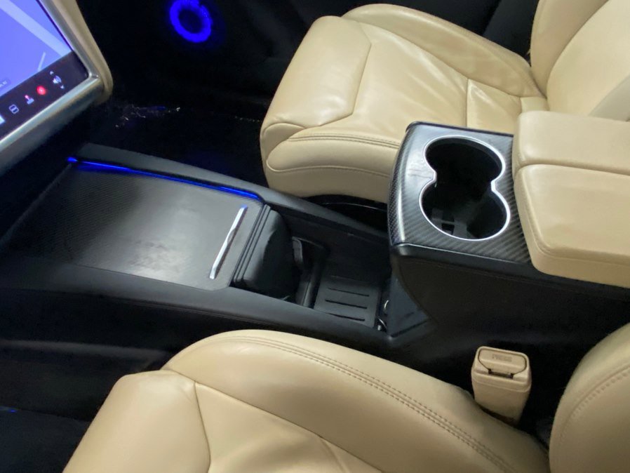 Used 2017 Tesla Model X 90D image 29