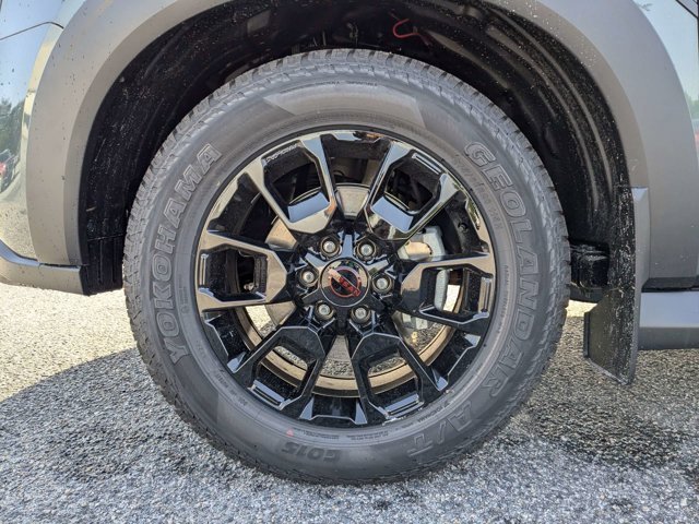 New 2025 Nissan Armada PRO-4X w/ Pro-4X Premium Package image 12